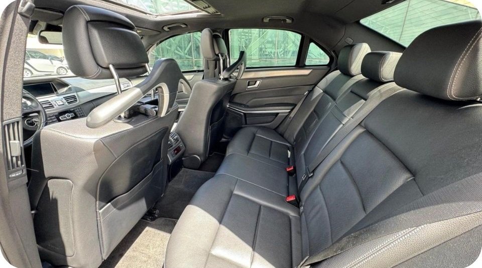 Couro escuro e Luxuoso de Mercedes Benz E250 Blindada em São Paulo